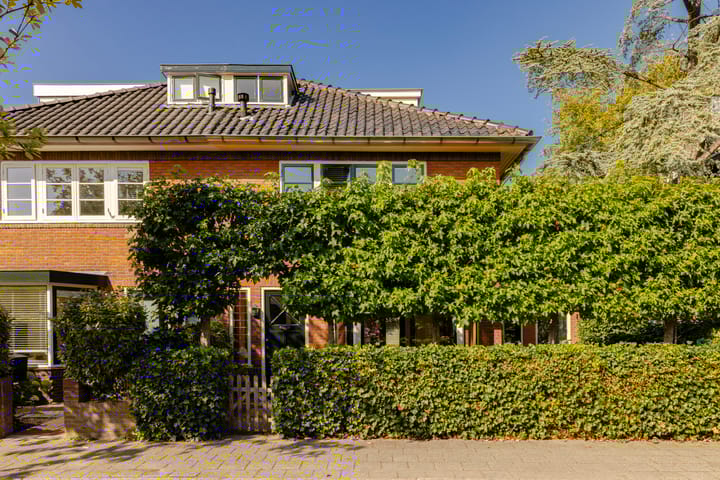 Bruno Klauwersstraat 10 in Santpoort-Zuid Foto