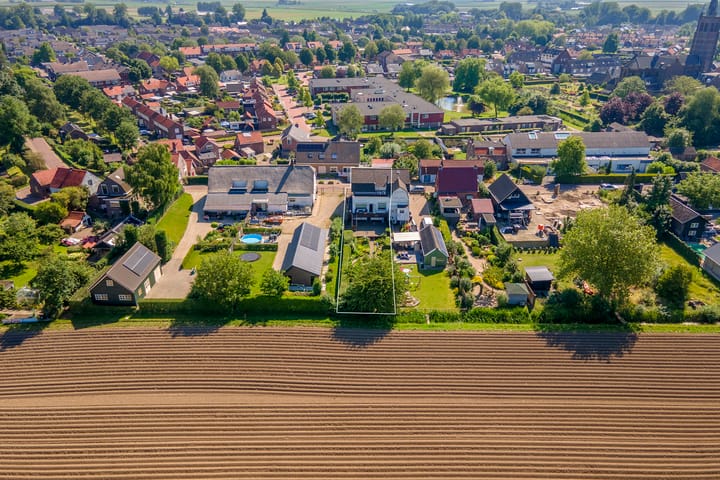 Buitendijk 55a in Hank Foto