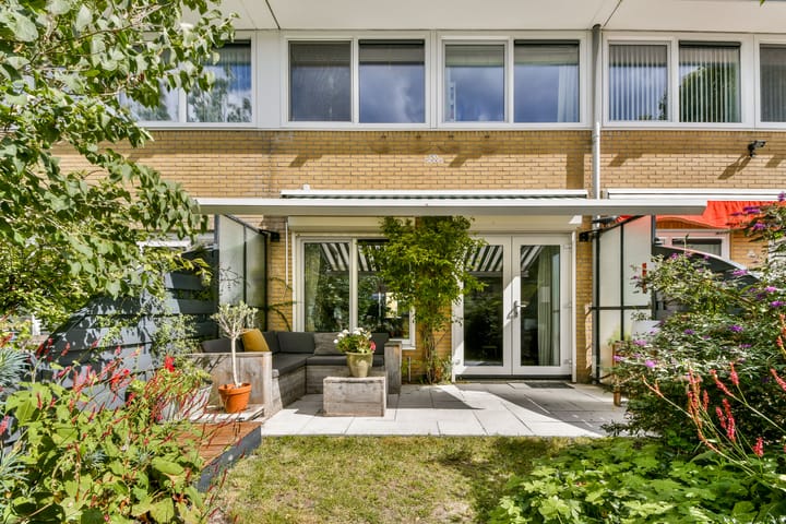 Buitendraaierij 21 in Amsterdam foto