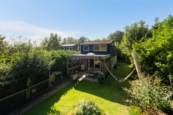 Buitenplaats 105 en Dronten foto