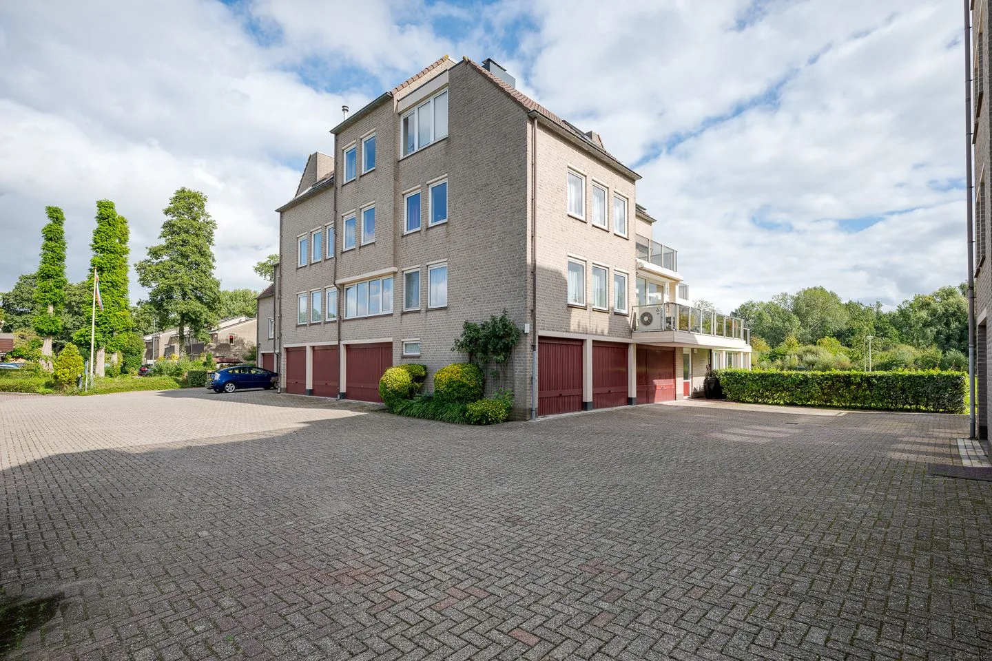 Buizerderf 25 Voorschoten thumbnail 13