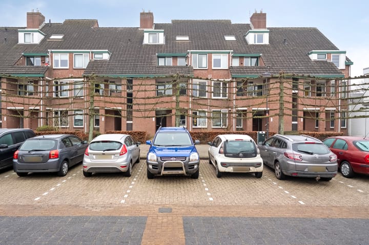 Burg. Coonenplein 27 in Limbricht