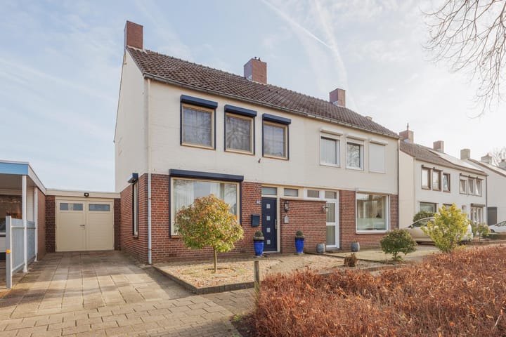 Burg Cremersstraat 60 en Grubbenvorst foto