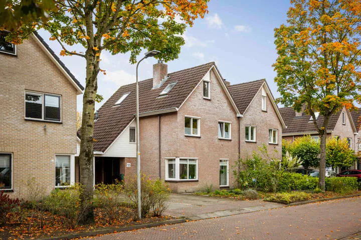 Burg. Crommelinlaan 55 in Diepenveen
