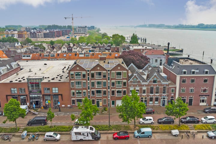 Burg. De Jonghkade 30 dans Maassluis photo