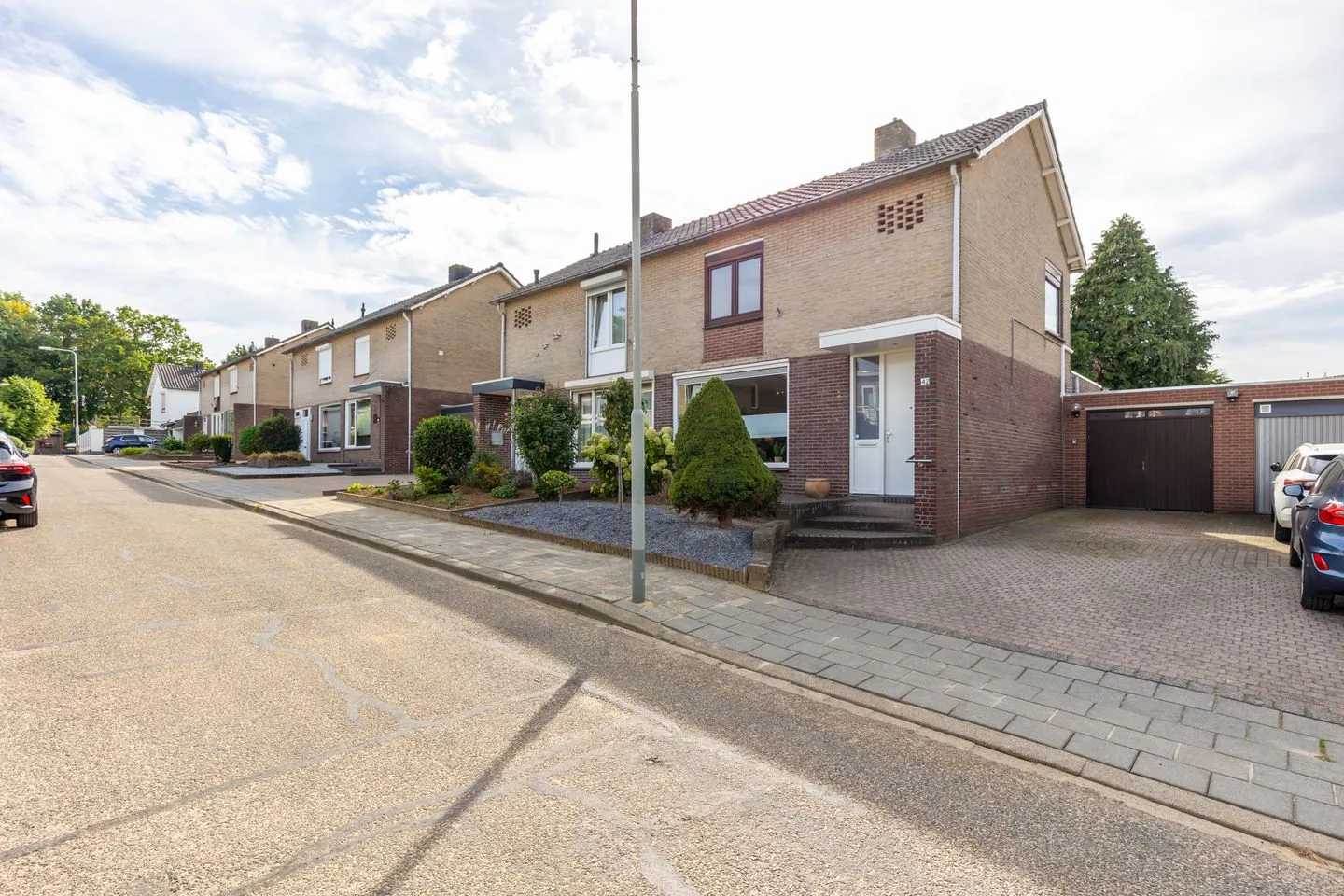 Burg. Donnersstraat 42 Munstergeleen thumbnail 6