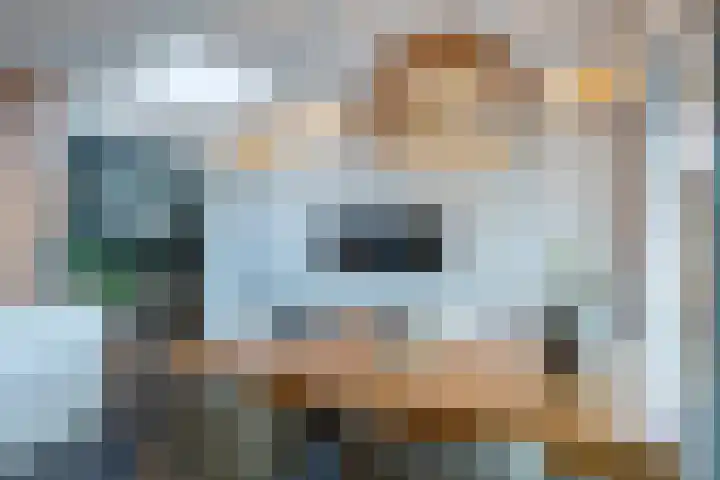 Burg. Onlandstraat 2 Born thumbnail 19