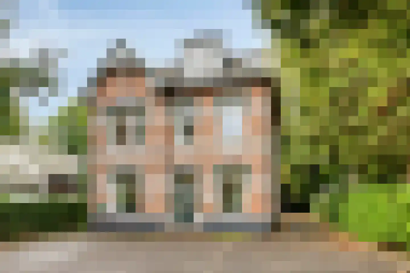 Burg. Tutein Noltheniuslaan 21 in Apeldoorn
