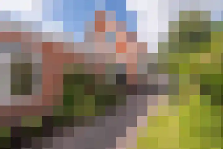 Burg v Roijenstr Oost 47 Hoogezand thumbnail 47