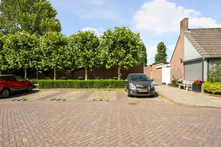 Burg. Van Houdtplein 16 Bladel thumbnail 20