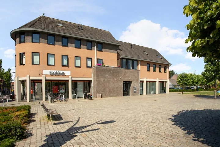 Burg. Van Houdtplein 16 Bladel thumbnail 21