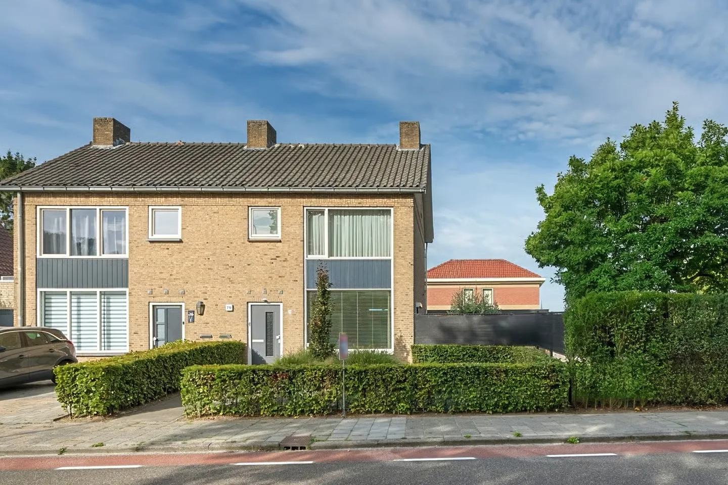 Burg. Van Houtstraat 79 in Budel