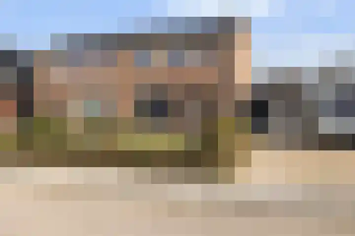 Burg. Weimalaan 15 in Nijeveen