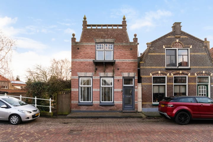 Photo of property Burgemeester Albertsstraat 18, Stavoren