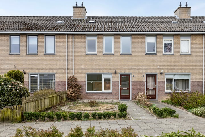 Burgemeester Blessinglaan 10 in Ewijk