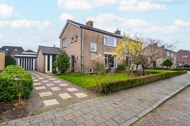 Photo of property Burgemeester Bouwensweg 21, Horssen