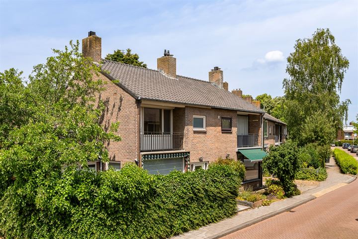 Burgemeester Breebaartlaan 1 dans Poortugaal photo