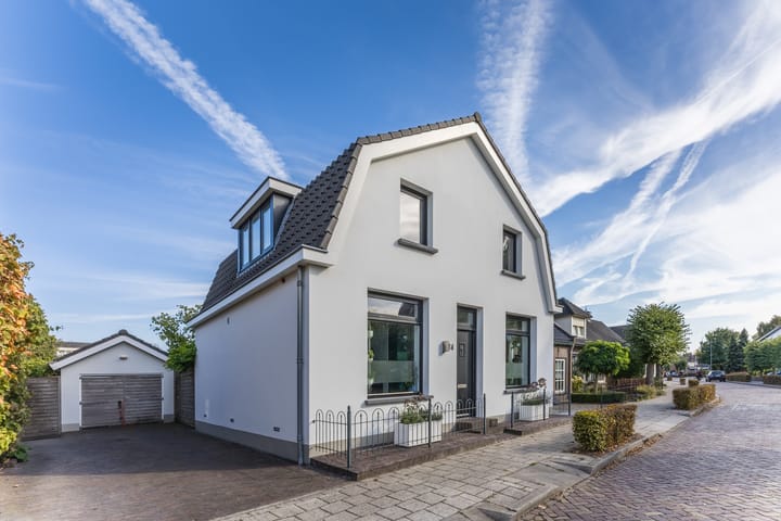 Burgemeester Buskensstraat 14 in Uden Foto