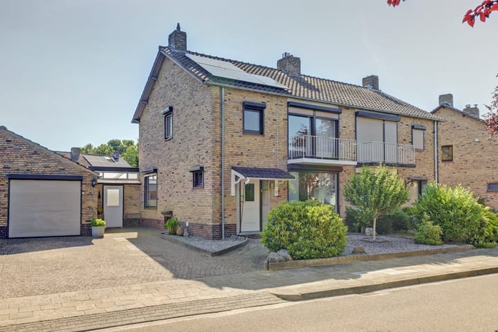 Burgemeester Claessenstraat 16 in Melick Foto