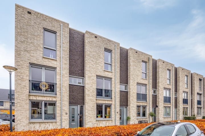 Burgemeester de Geusstraat 12 in Waalwijk Foto