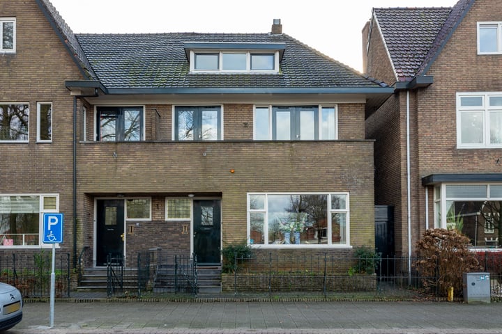 Burgemeester Goeman Borgesiusstraat 40 in Steenwijk photo