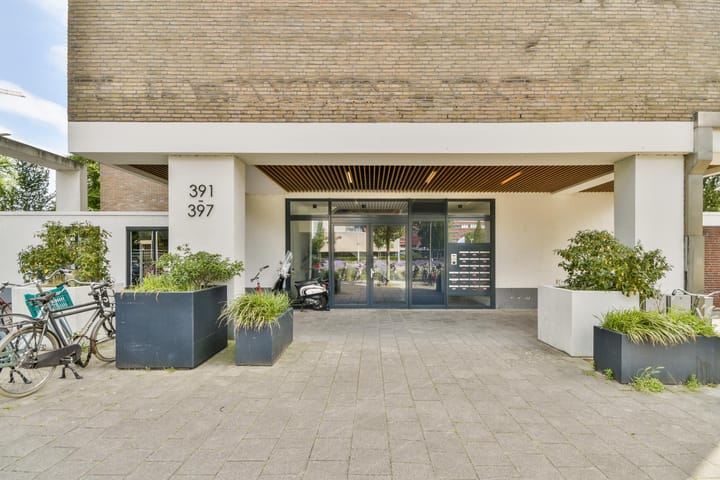 Burgemeester Hogguerstraat 397A en Amsterdam foto