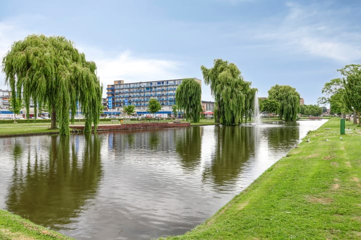 Burgemeester Jansenlaan 69 in Zwijndrecht foto