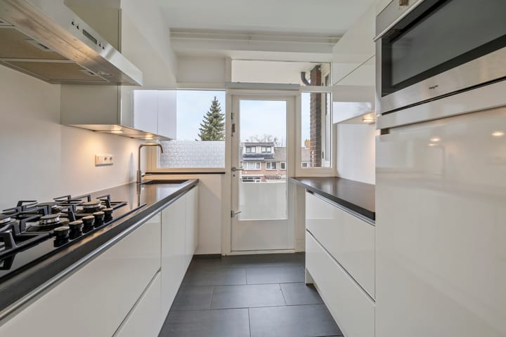 Burgemeester Jur. Visserlaan 44 in Naarden photo