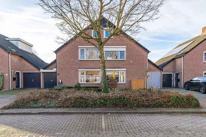 Burgemeester Kievitslaan 11 Klein Zundert foto 2