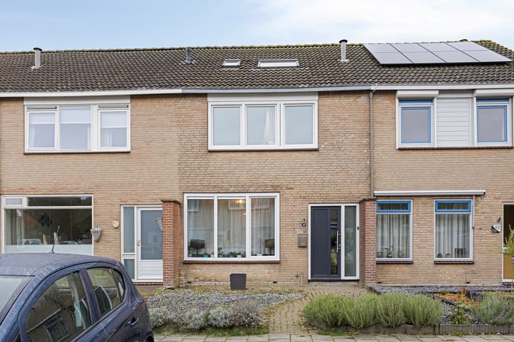 Burgemeester Kuiperslaan 64 in Oldemarkt Foto