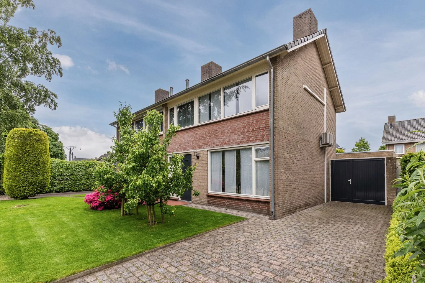 Burgemeester Magneestraat 12 Luyksgestel thumbnail 4