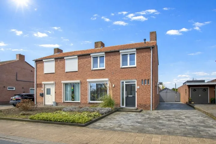 Burgemeester Mertensstraat 49 Roggel