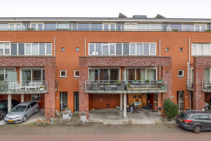 Photo of property Burgemeester Nederveenlaan 45, Zevenhuizen