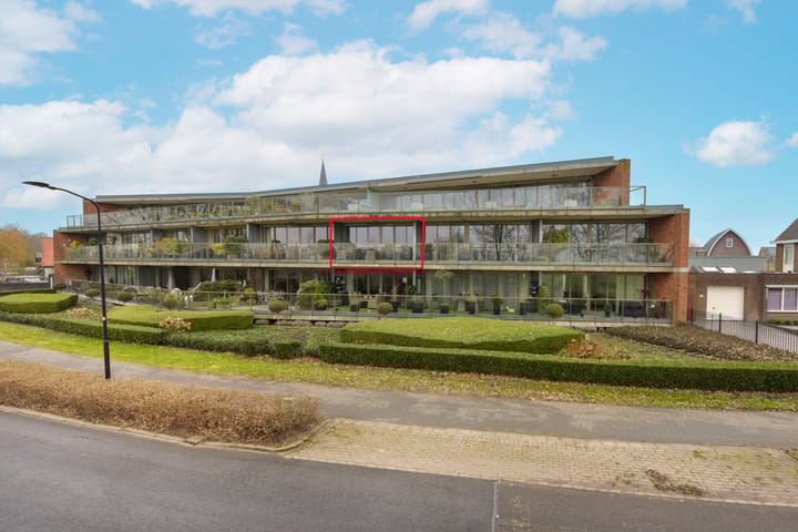 Burgemeester Padmosweg 204K in Wilnis foto