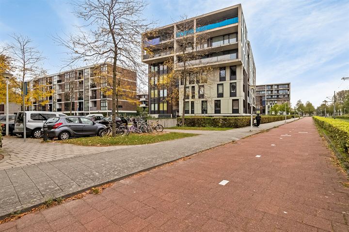 Burgemeester Röellstraat 572 in Amsterdam foto