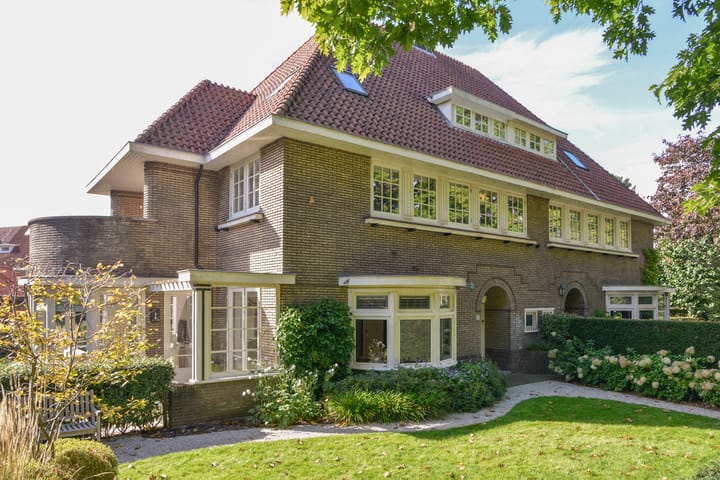 Burgemeester s'Jacoblaan 48 dans Bussum photo