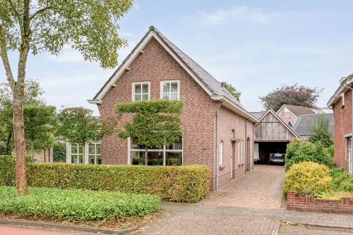 Burgemeester Schuitestraat 36 Hardenberg foto 2