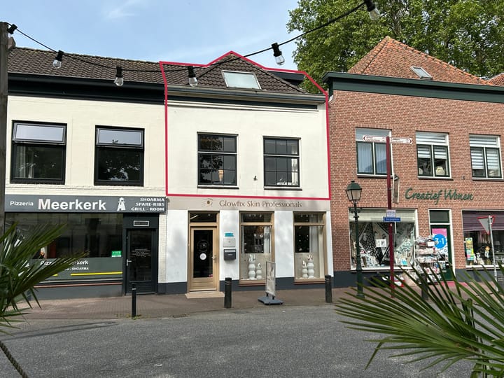 Burgemeester Sloblaan 2B in Meerkerk Foto