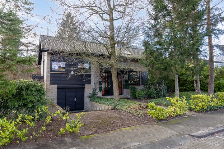 Burgemeester van Beugenstraat 16 in Oosterhout