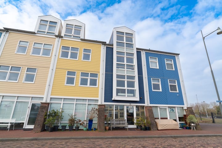 Photo of property Burgemeester van der Jagtkade 75, Hellevoetsluis