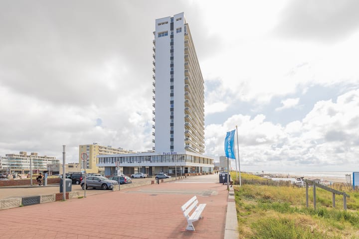 Burgemeester van Fenemaplein 2a-0606 in Zandvoort photo