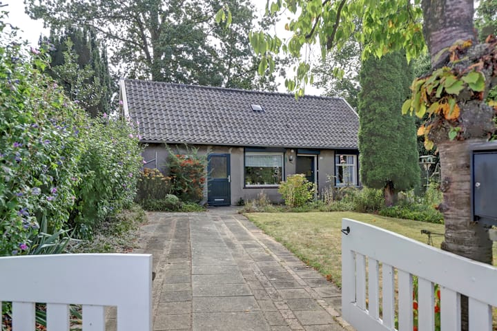 Burgemeester van Gilsstraat 19 in Millingen aan de Rijn photo