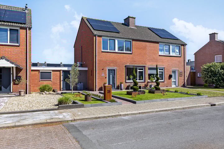 Burgemeester Venemastraat 25 dans Muntendam photo