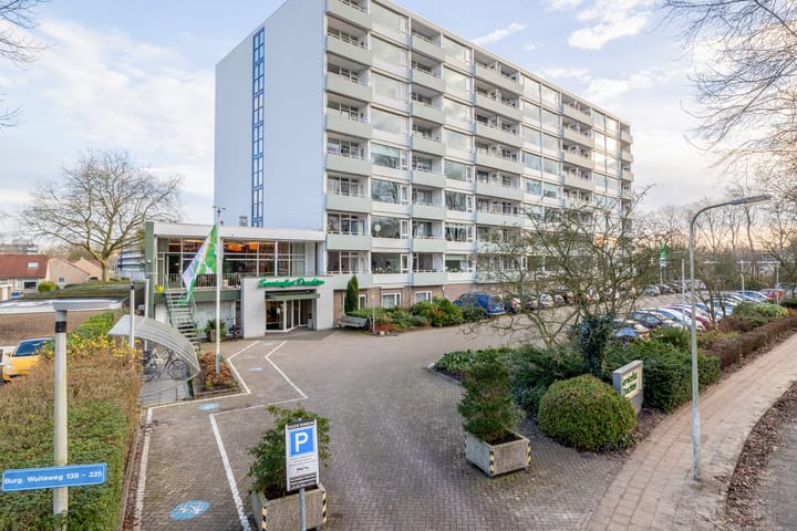 Burgemeester Wuiteweg 145 in Drachten