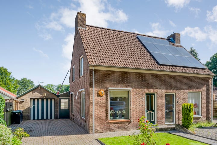 Burgerzinstraat 9 in Zuidwolde photo