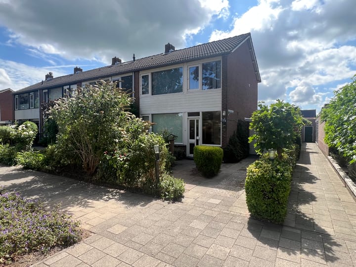 Burggraaf Zwederlaan 26 in Montfoort Foto