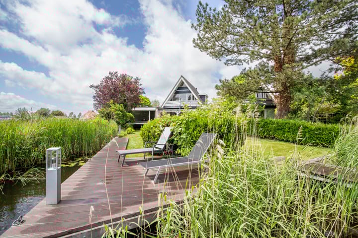 Bûtebaen 17 en Uitwellingerga foto