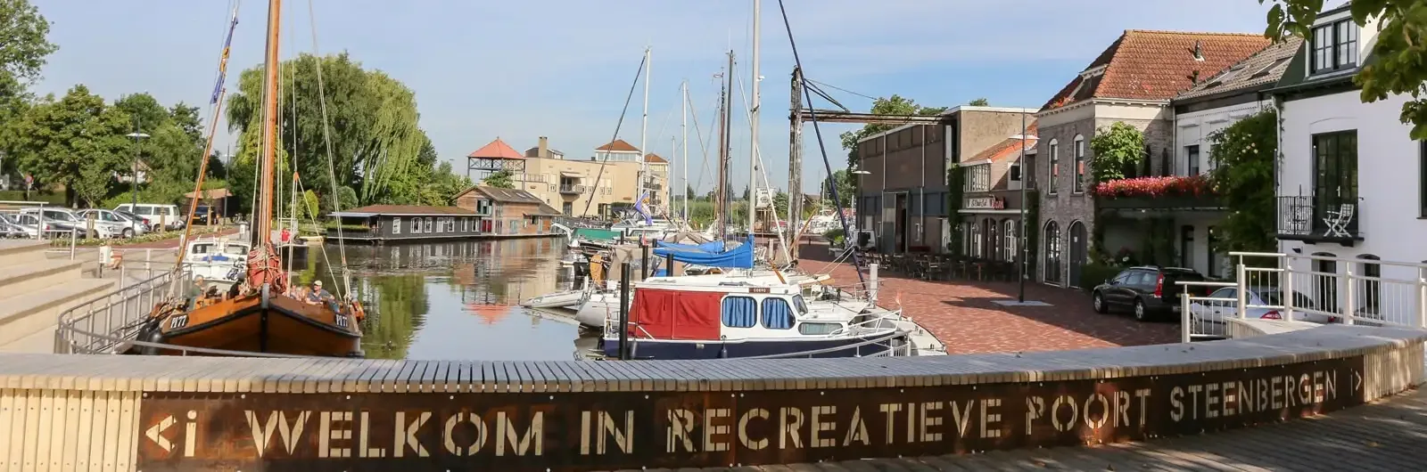 Team photo of Buuron & Kuipers Makelaars