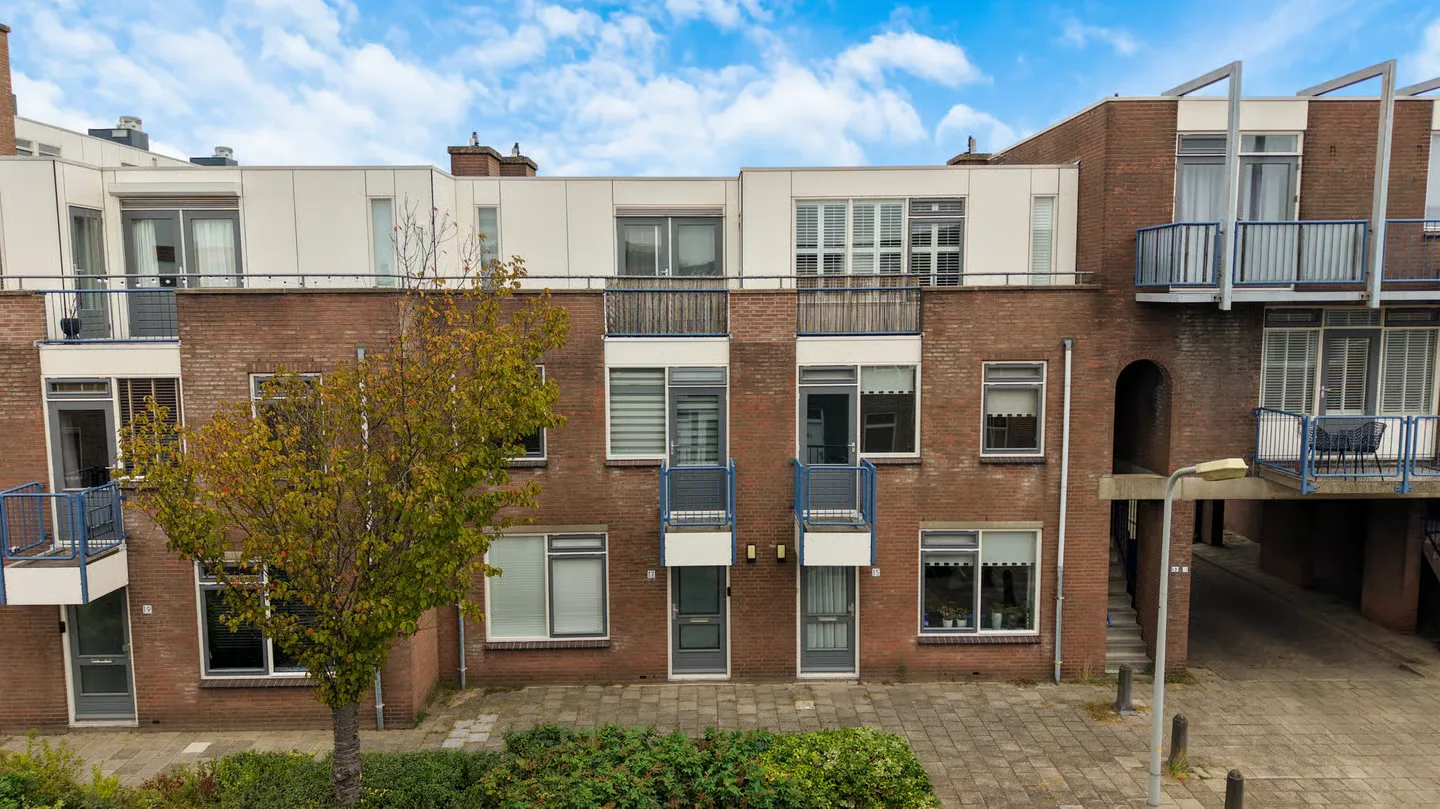 C.H. Moensstraat 15 in Beverwijk