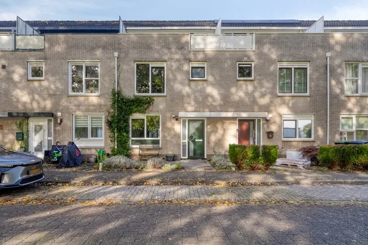 C. van Eesterenplein 54 in Almere